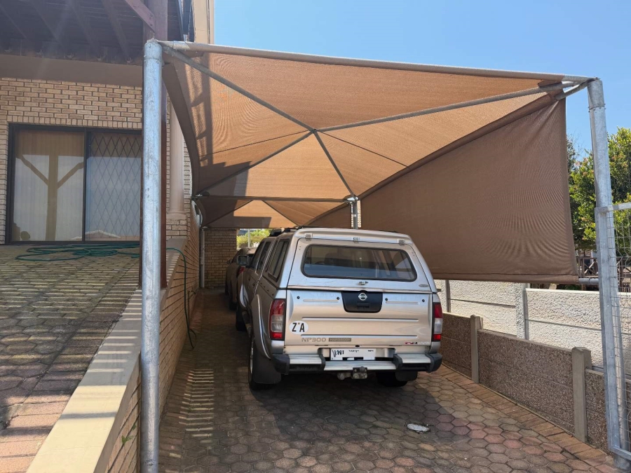 4 Bedroom Property for Sale in Dana Bay Western Cape